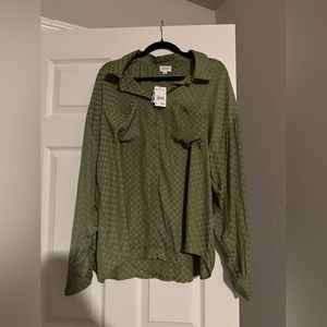 Versona green button down shirt